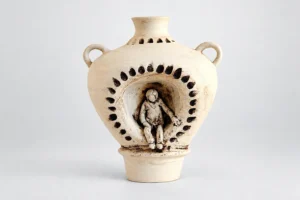 vase sculpture