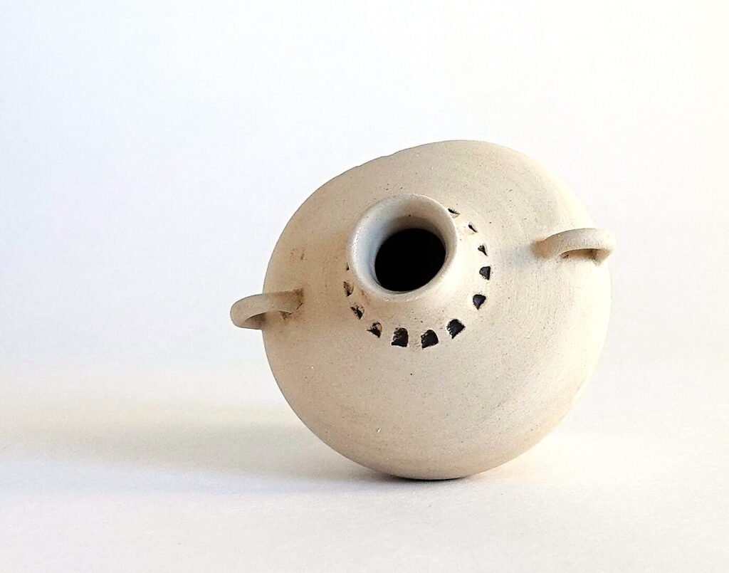 vase sculpture — œuvre en céramique de Florine Contor