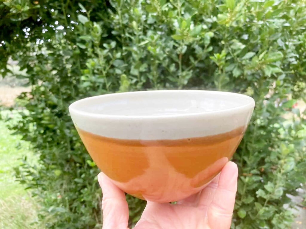 Grand Bol Orange 15 cm — œuvre en céramique de Hannah ANDRE