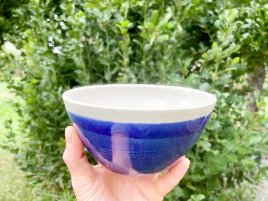 Grand Bol Bleu Nuit 15 cm — œuvre en céramique de Hannah ANDRE