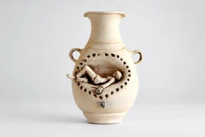 vase sculpture